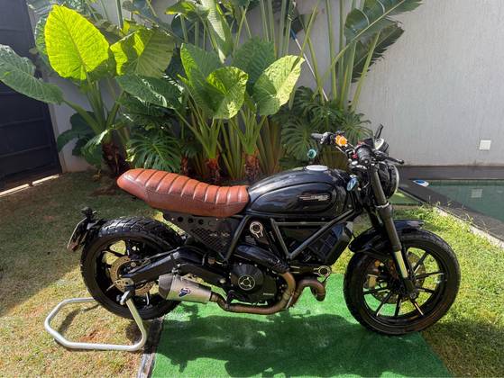 DUCATI SCRAMBLER ICON 